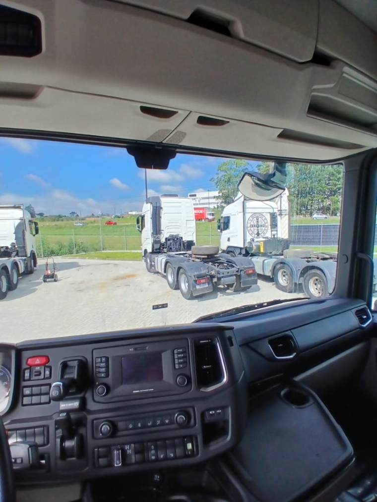 scania r 540 a 6x4 diesel 2p automatico 202118