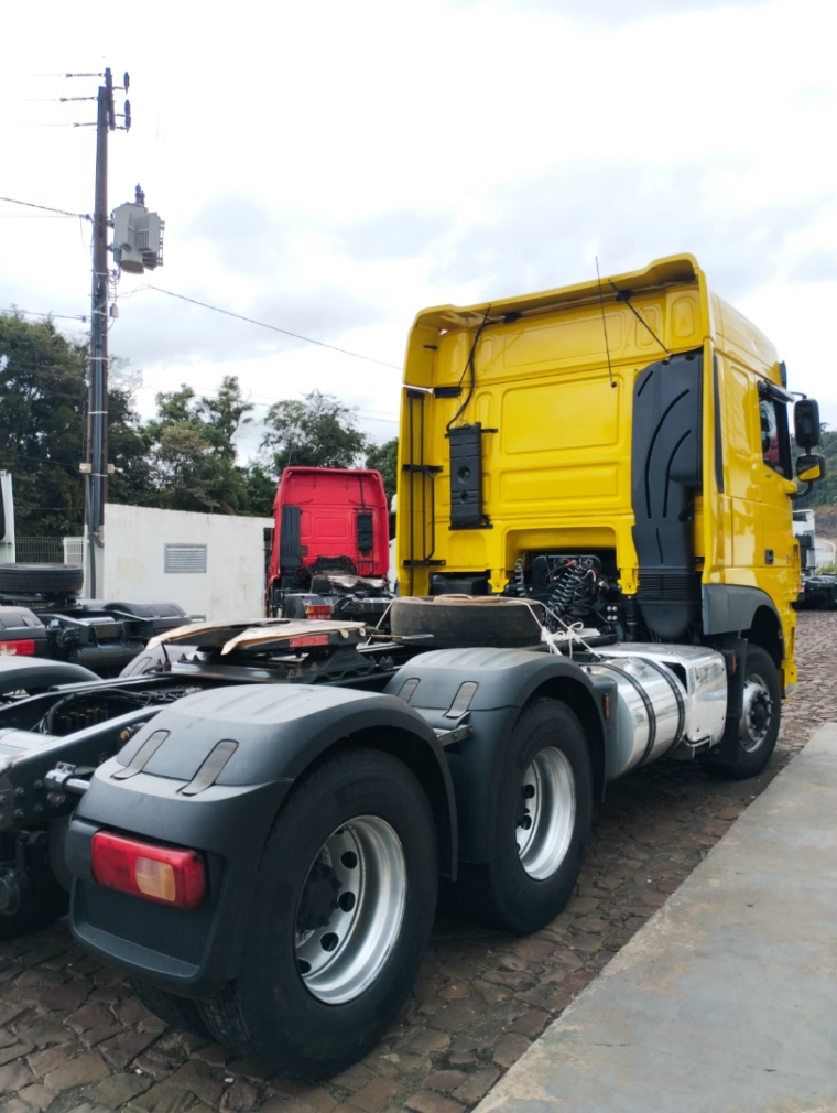 daf xf ftt 530 comfort 6x4 diesel 2p automatico 20223