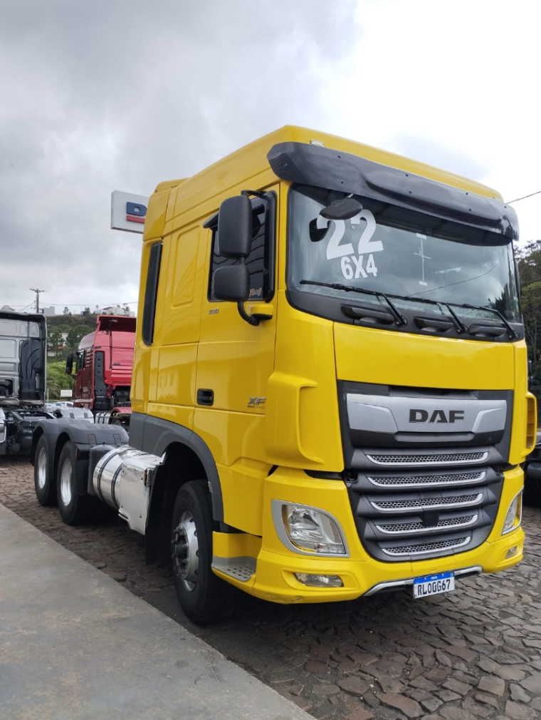 daf xf ftt 530 comfort 6x4 diesel 2p automatico 20222