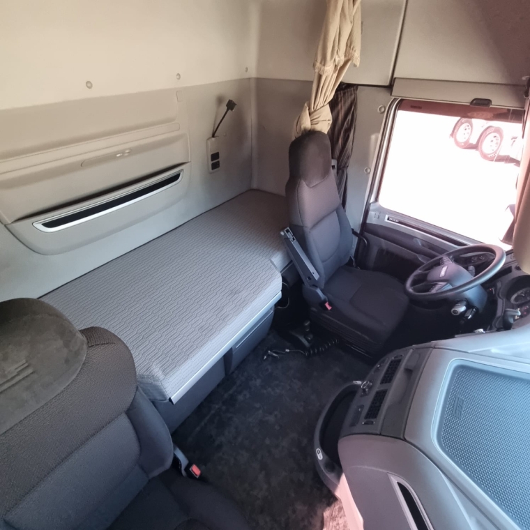 daf xf ftt 480 6x2 automatico