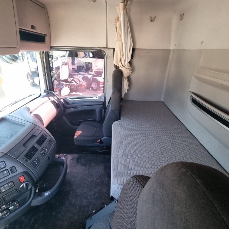 daf xf ftt 480 6x2 automatico