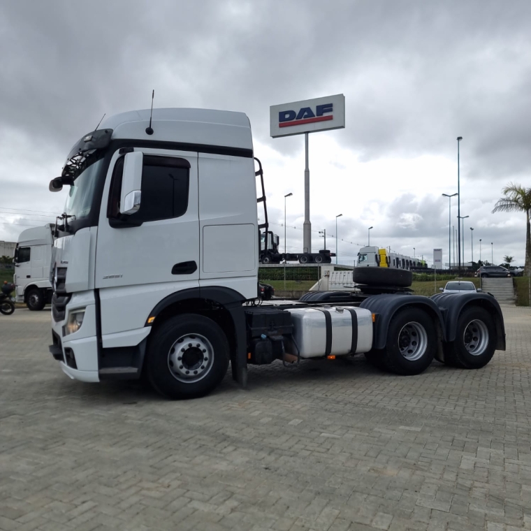 mercedes benz actros 2651 6x4 2021