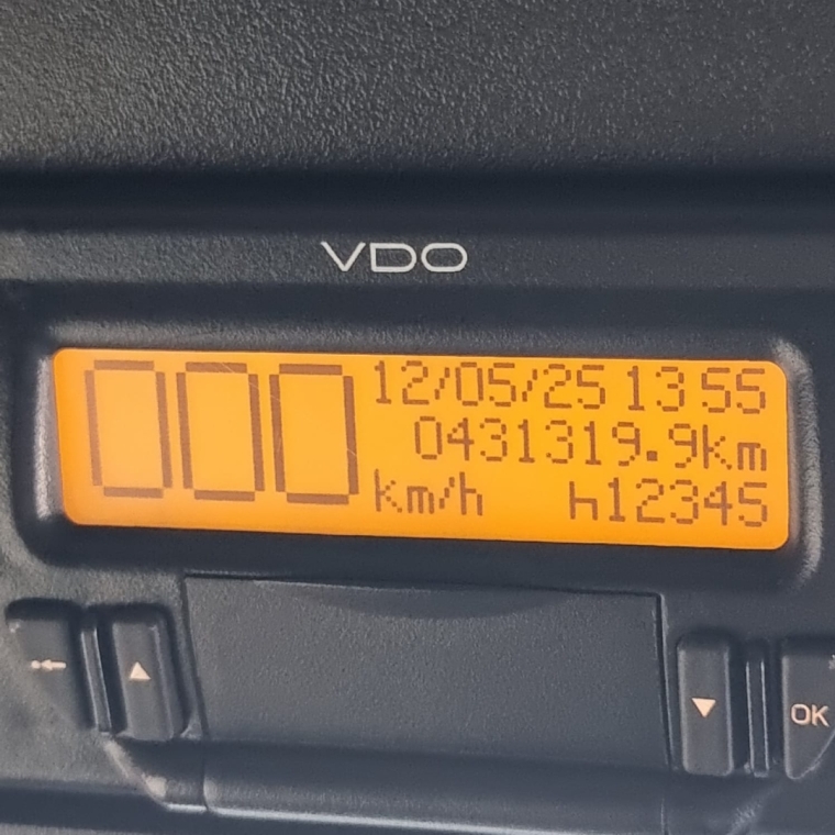 mercedes benz actros 2651 6x4 2021
