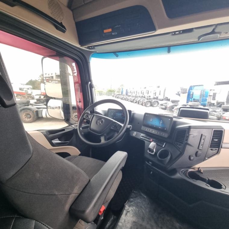 mercedes benz actros 2651 6x4 2021