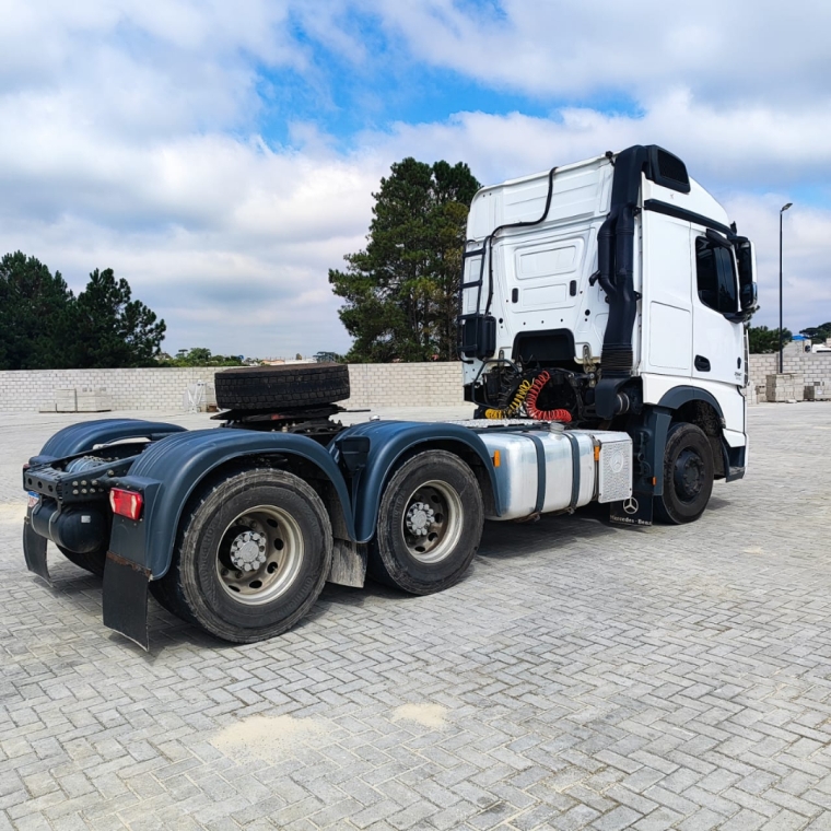 mercedes bens actros 2651 6x4