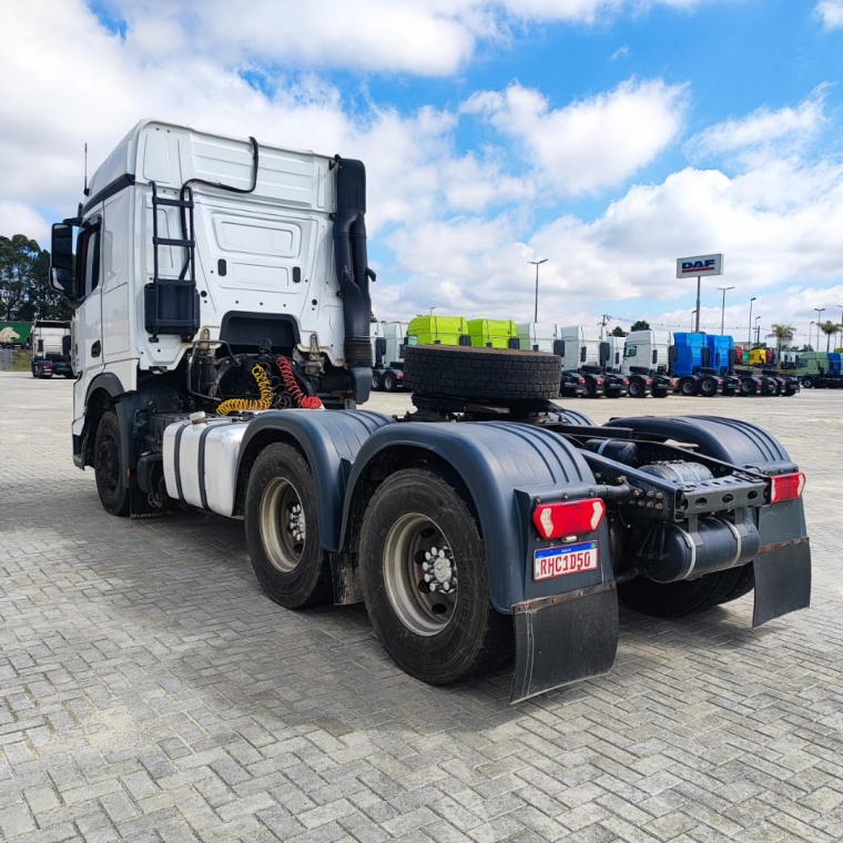 mercedes bens actros 2651 6x4