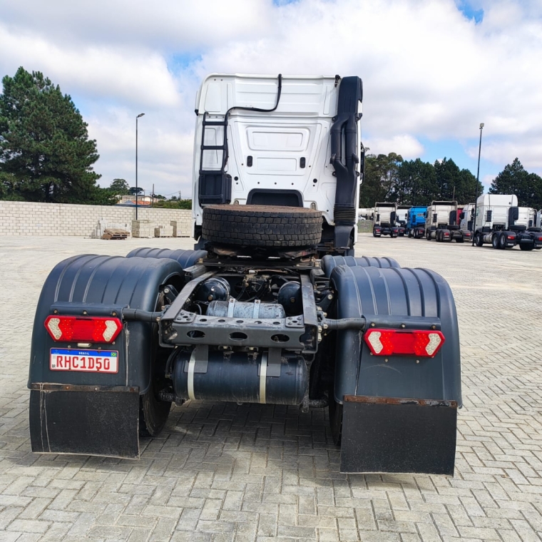 mercedes bens actros 2651 6x4