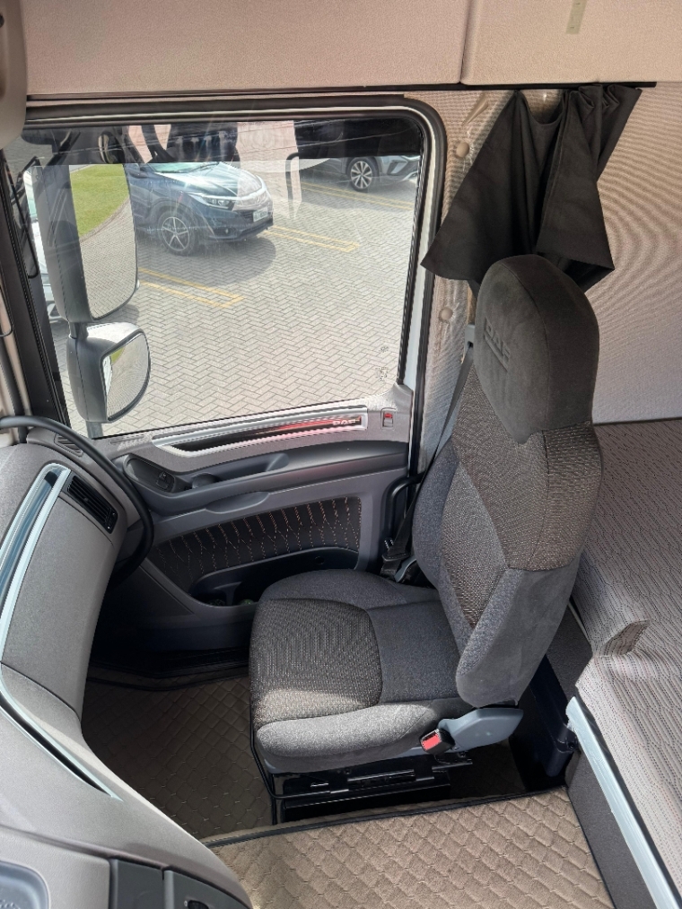 daf xf 480 6x2 diesel 2p automatico 2022