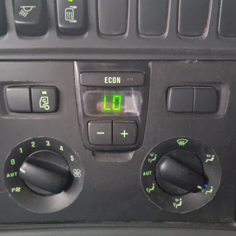 scania r440 6x2 2014