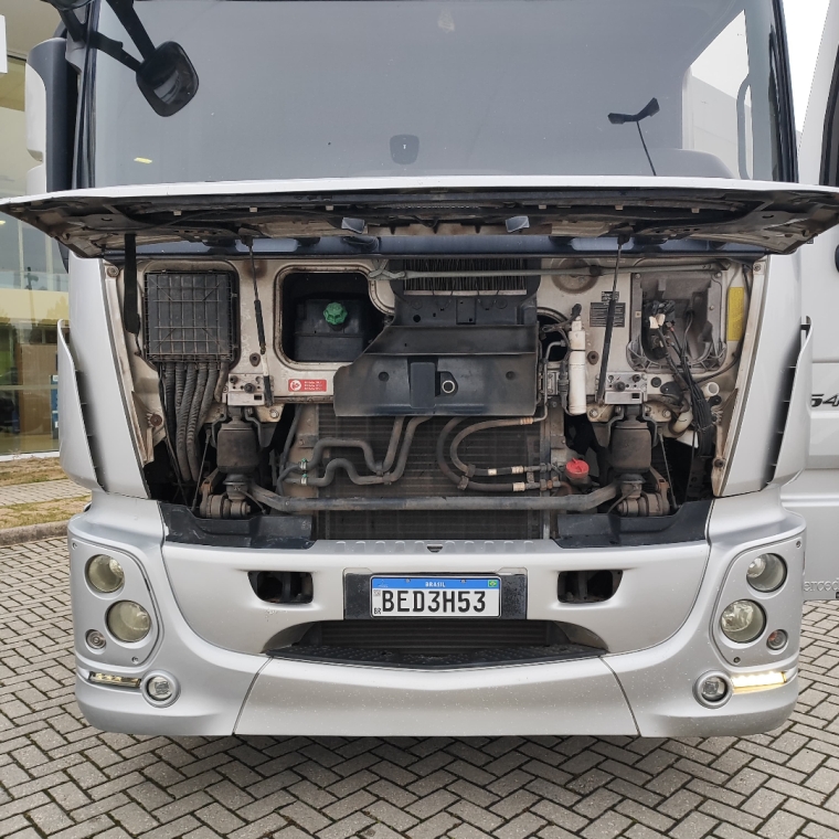 mercedes-benz actros 2546ls 460 diesel 2p automatico 2020