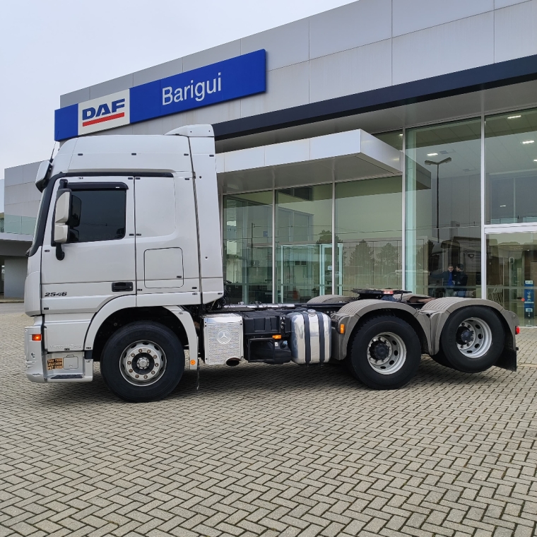 mercedes-benz actros 2546ls 460 diesel 2p automatico 2020
