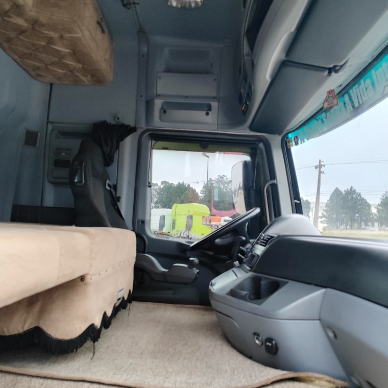 mercedes-benz actros 2546ls 460 diesel 2p automatico 2020
