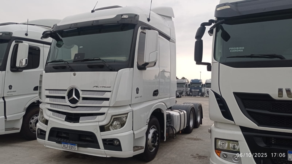 mercedes-benz actros 2548s diesel 2p automatico 2021