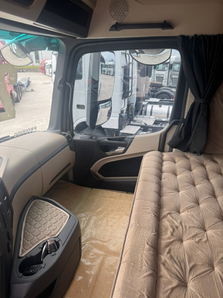 mercedes-benz actros 2548s diesel 2p automatico 20219