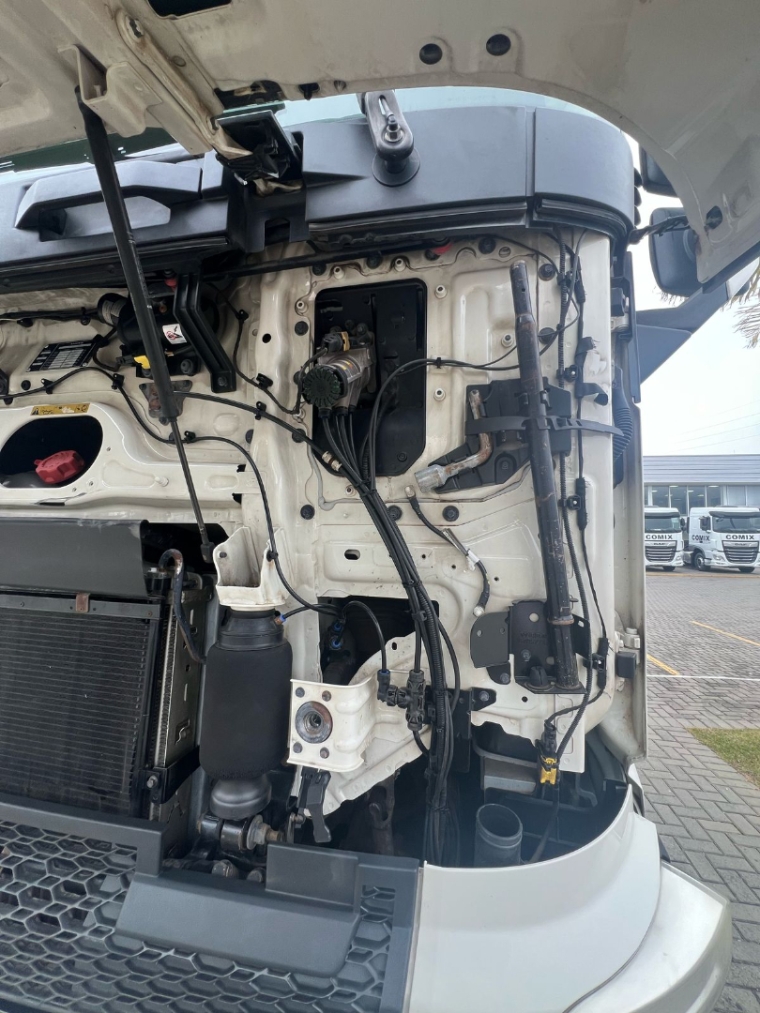 volvo fh 460 8x2t diesel 2p automatico 201720