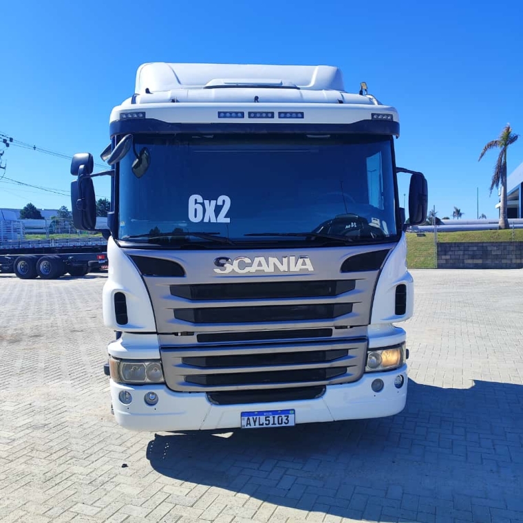 scania p 360 diesel 2p automatico 20142