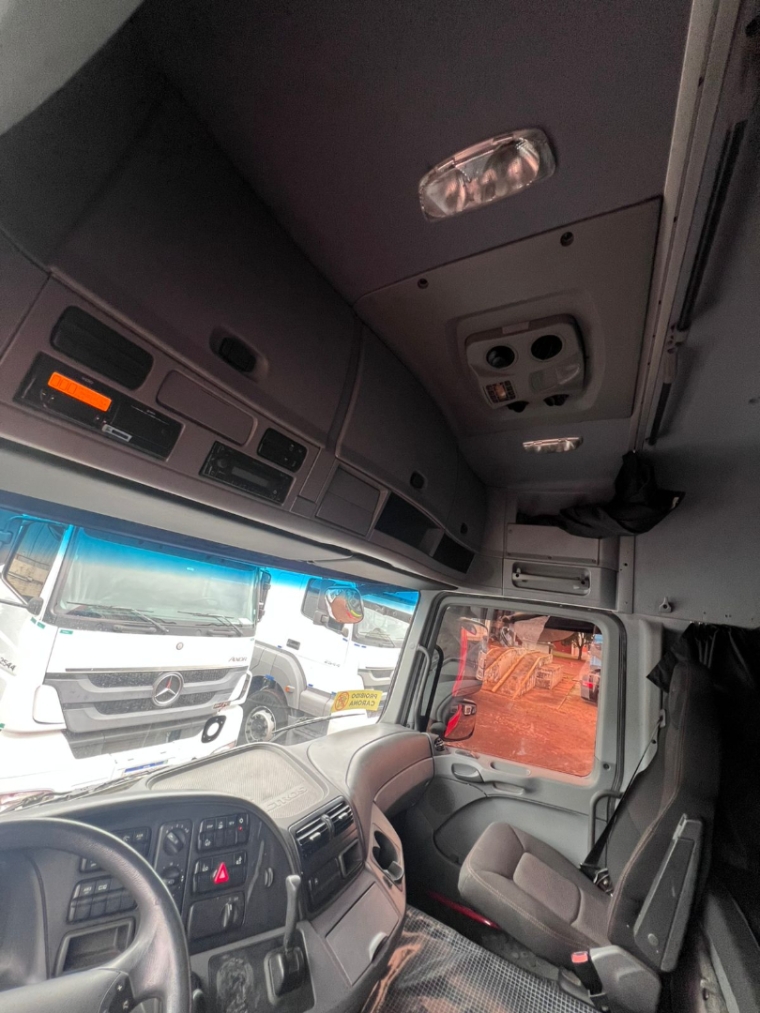 mercedes-benz actros 2546ls diesel 2p automatico 2020