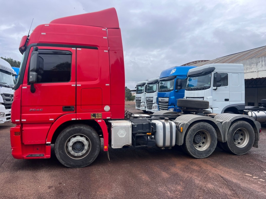 mercedes-benz actros 2546ls diesel 2p automatico 2020