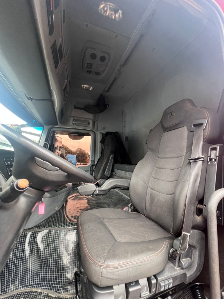 mercedes-benz actros 2546ls diesel 2p automatico 2020