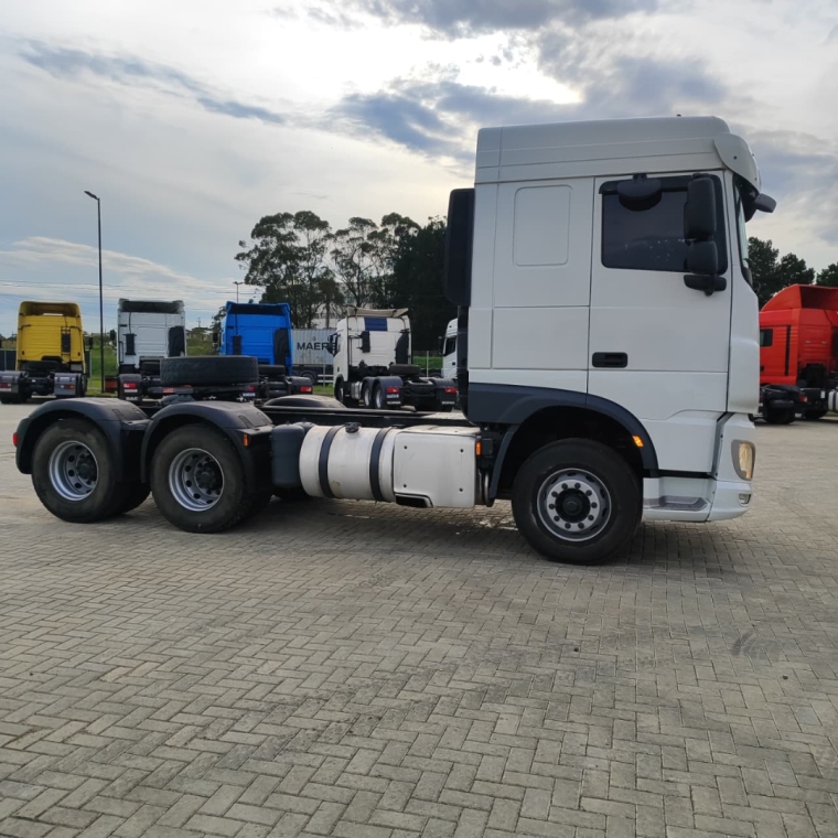 daf xf ftt sc comfort td520+290l 530hp diesel 2p automatico 20235