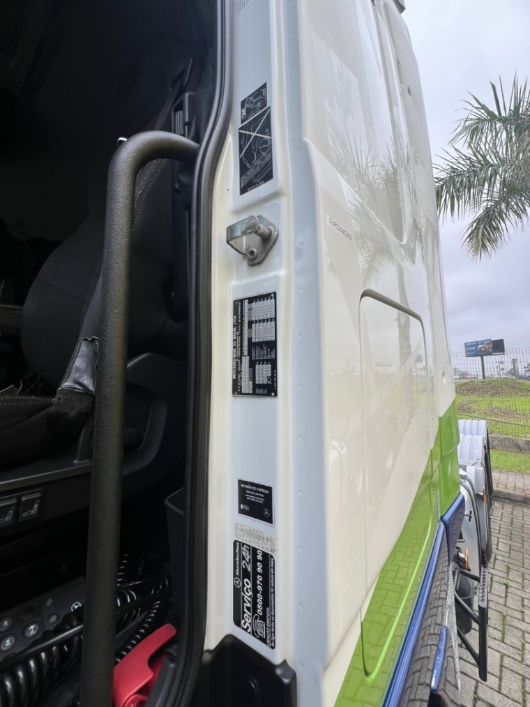 mercedes-benz actros 2546ls diesel 2p automatico 2020