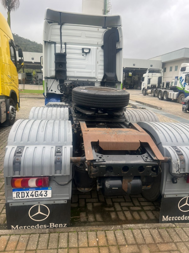 mercedes-benz actros 2546ls diesel 2p automatico 2020