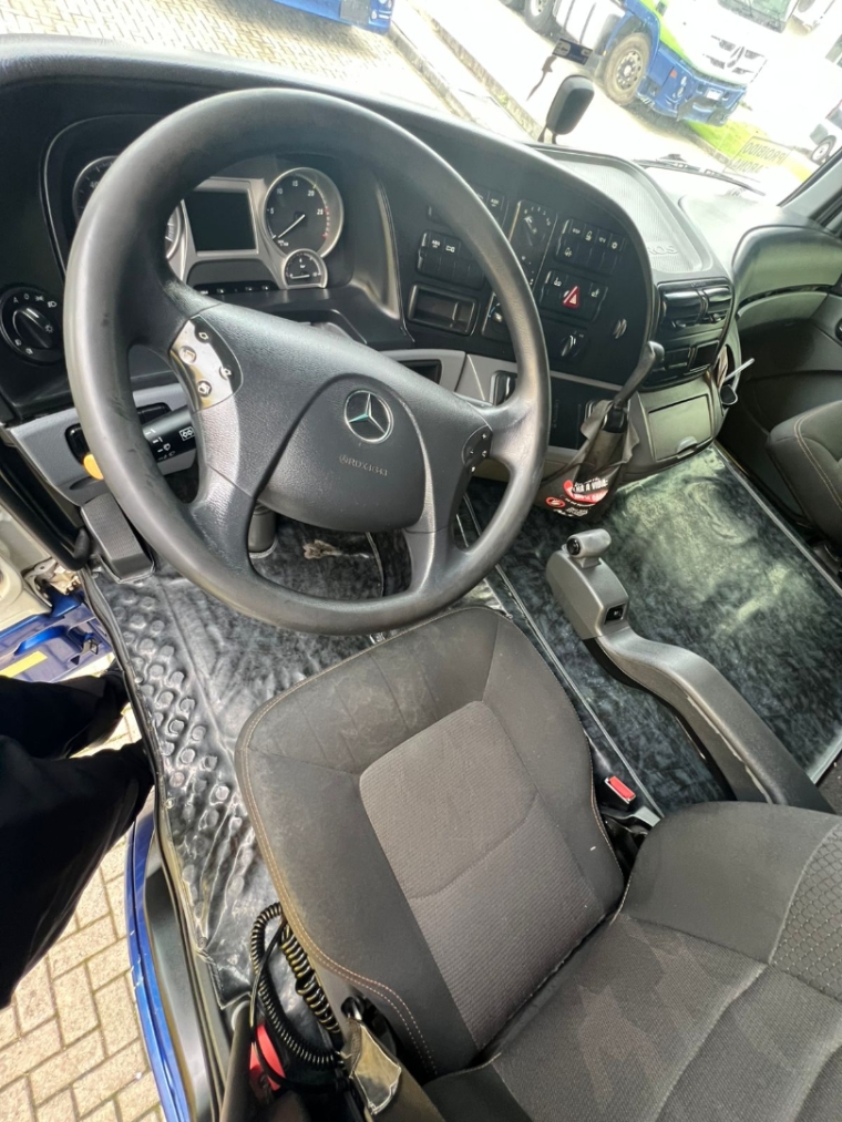 mercedes-benz actros 2546ls diesel 2p automatico 2020