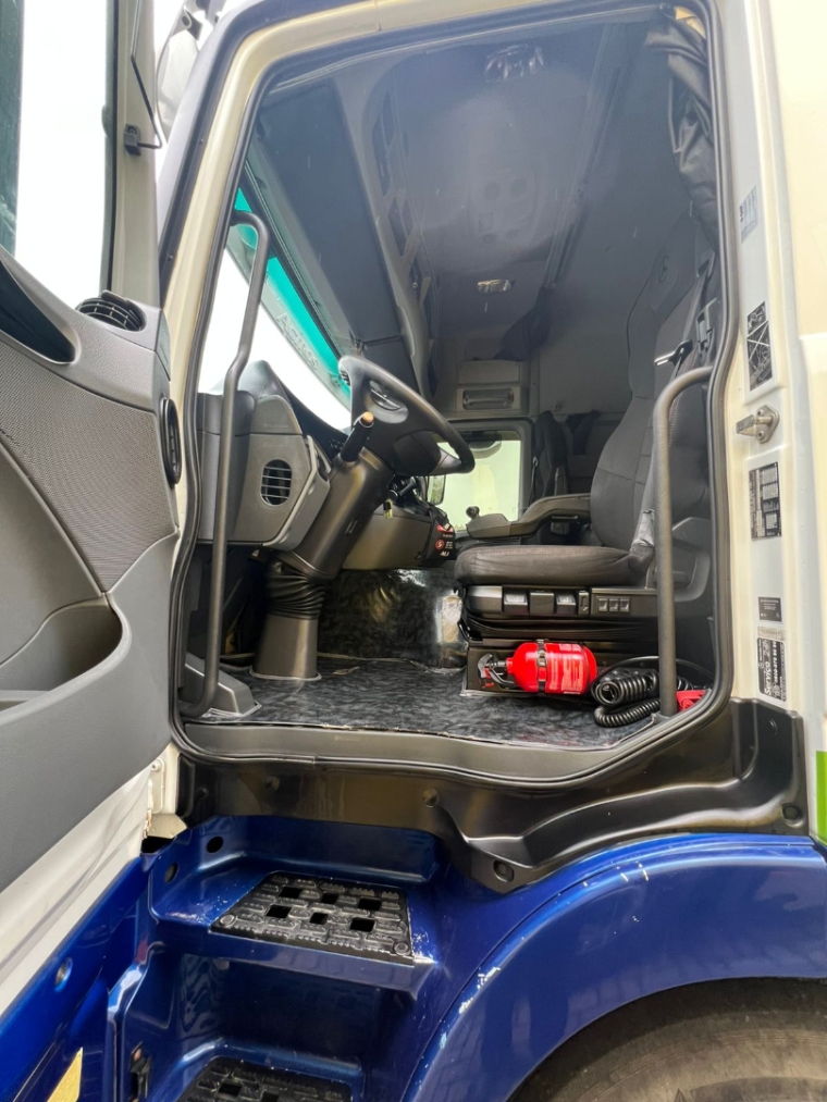 mercedes-benz actros 2546ls diesel 2p automatico 2020