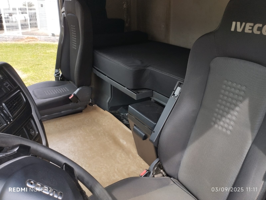 iveco stralis 600s44t diesel 2p automatico 2022