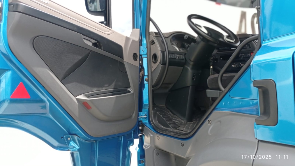 daf cf 300 7l fac at slc  td350+ 300l 310hp diesel 2p automatico 20248