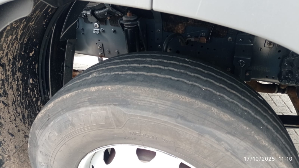 daf cf 300 7l fac at slc  td350+ 300l 310hp diesel 2p automatico 20247