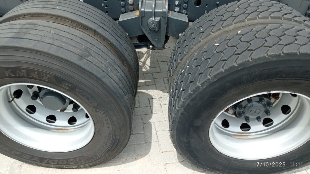 daf cf 300 7l fac at slc  td350+ 300l 310hp diesel 2p automatico 20246