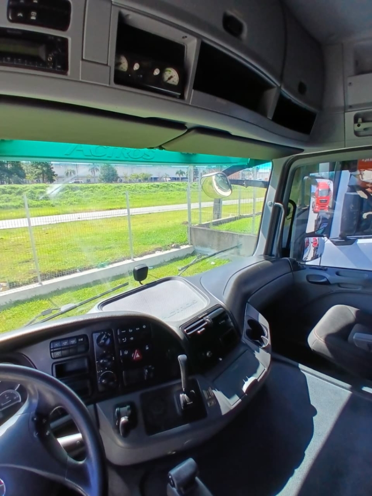 mercedes-benz actros 2651ls 6x4 diesel 2p automatico 202015
