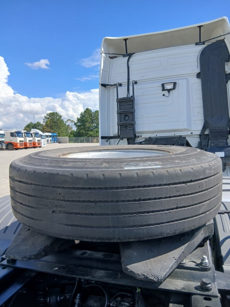 mercedes-benz actros 2651ls 6x4 diesel 2p automatico 202012