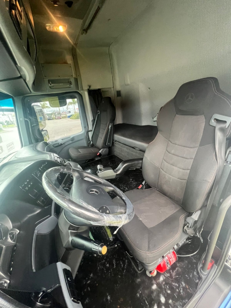 mercedes-benz actros 2651ls 6x4 diesel 2p automatico 2020