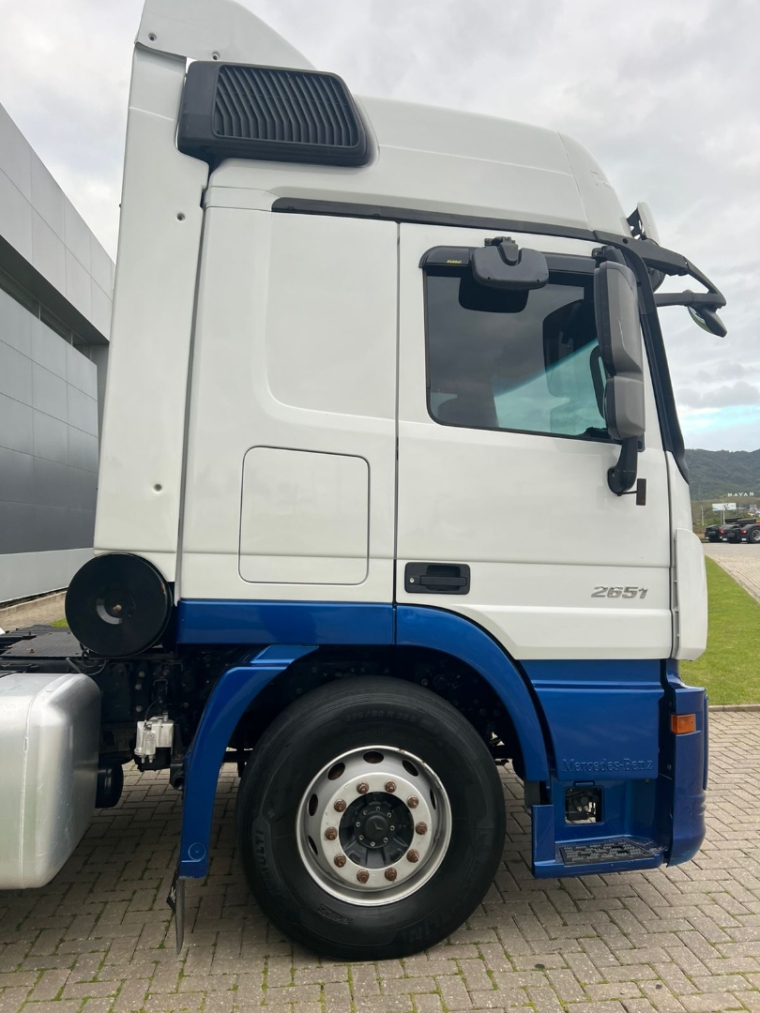 mercedes-benz actros 2651ls 6x4 diesel 2p automatico 2020