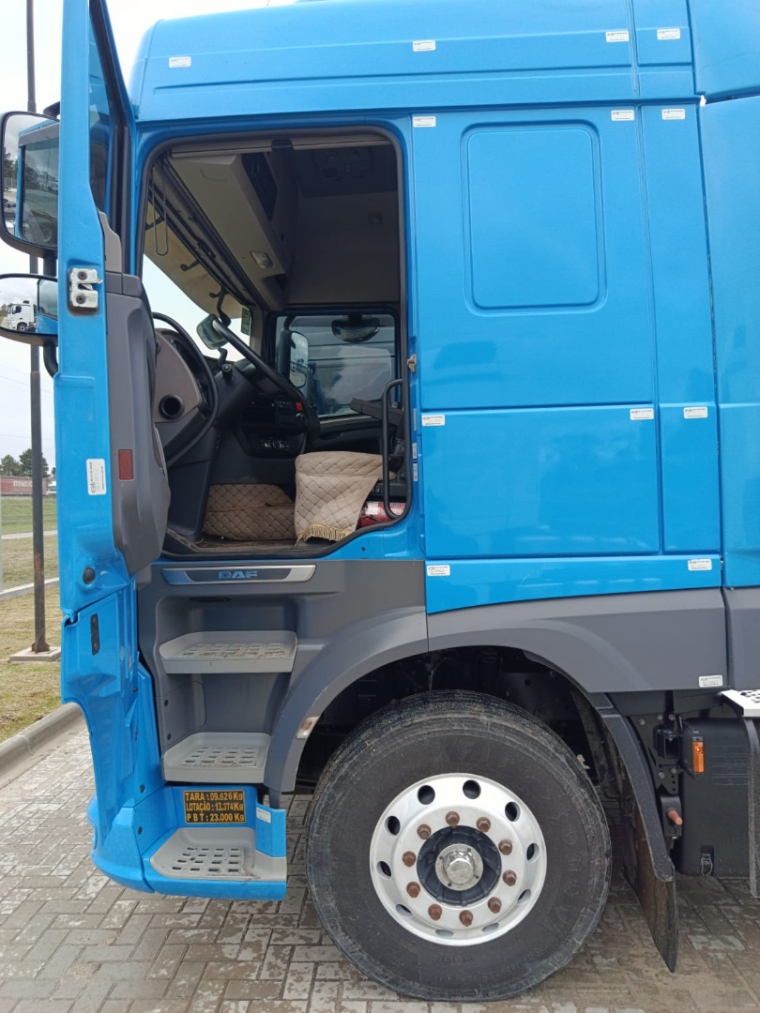 daf xf fts sc comfort td370+200l 480hp diesel 2p automatico 20238