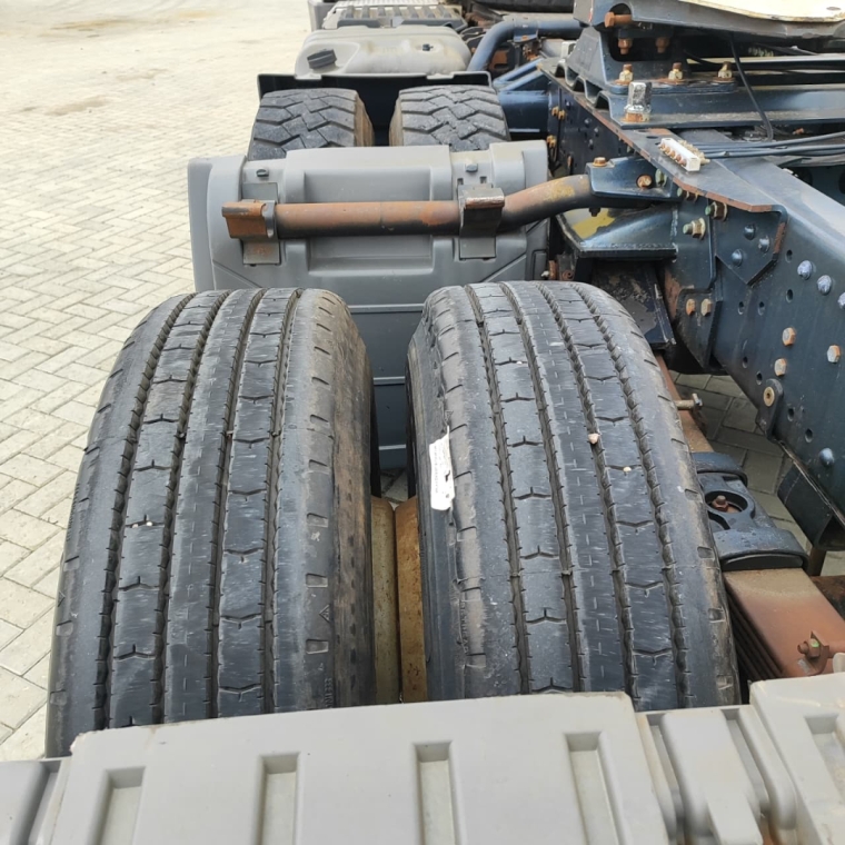 mercedes-benz axor 2544 s diesel 2p automatico 20146