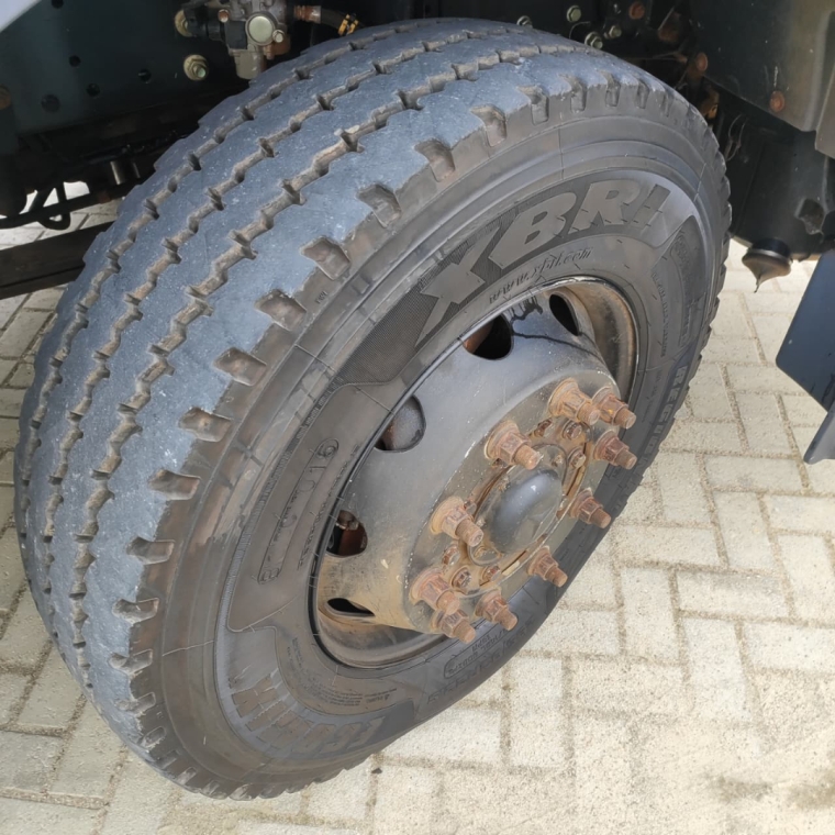 mercedes-benz axor 2544 s diesel 2p automatico 201412