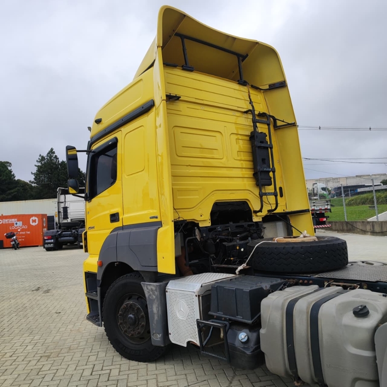 mercedes-benz axor 2544 s diesel 2p automatico 20144