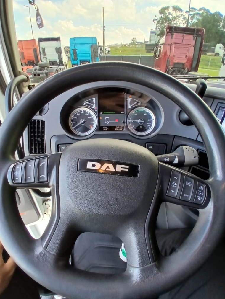 daf xf ftt 510 sc comfort diesel 2p automatico 202219