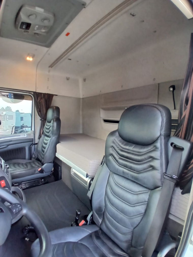 daf xf ftt 510 sc comfort diesel 2p automatico 202215