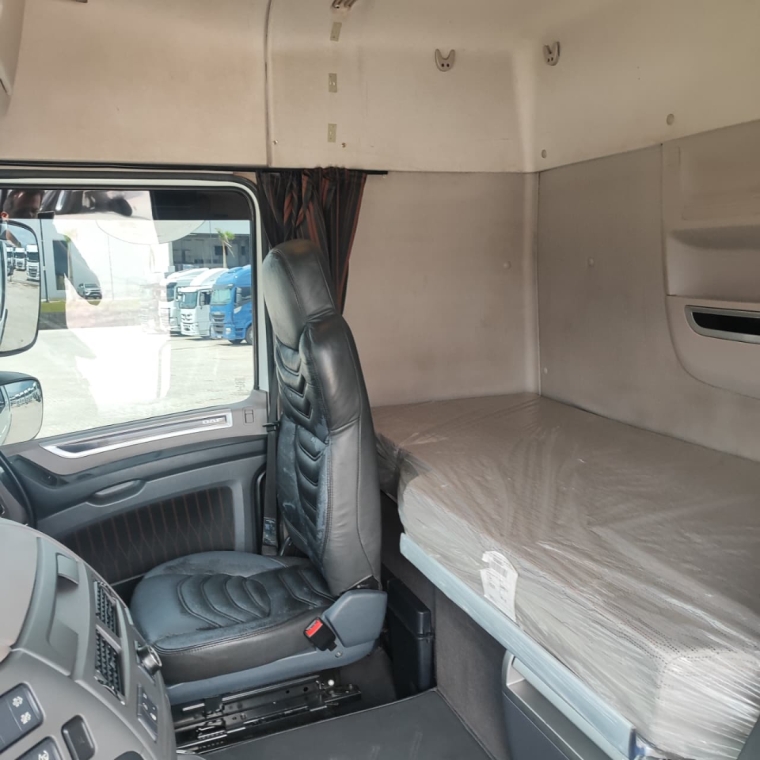 daf xf ftt sc comfort diesel 2p automatico 202215