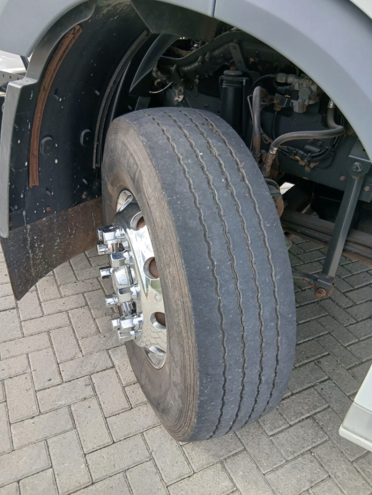 daf xf ftt 510 sc comfort diesel 2p automatico 202213