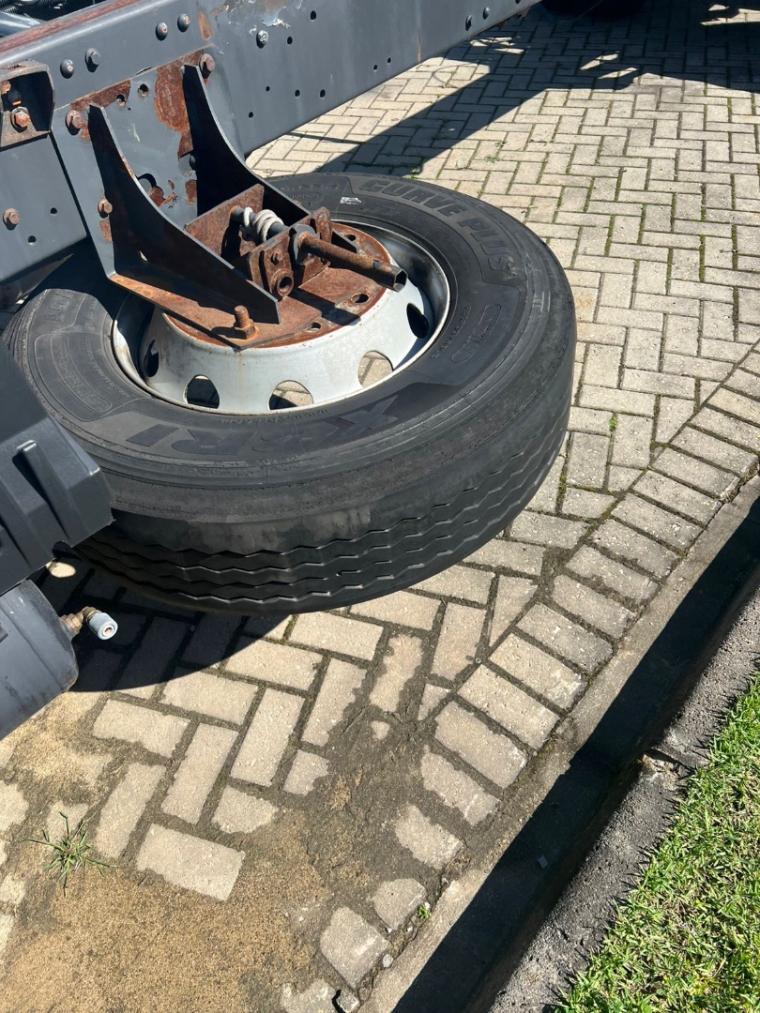 iveco tector 240e30sid diesel 2p automatico 201910