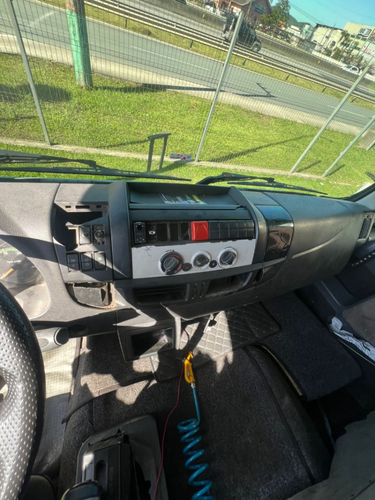 iveco tector 240e30sid diesel 2p automatico 201914