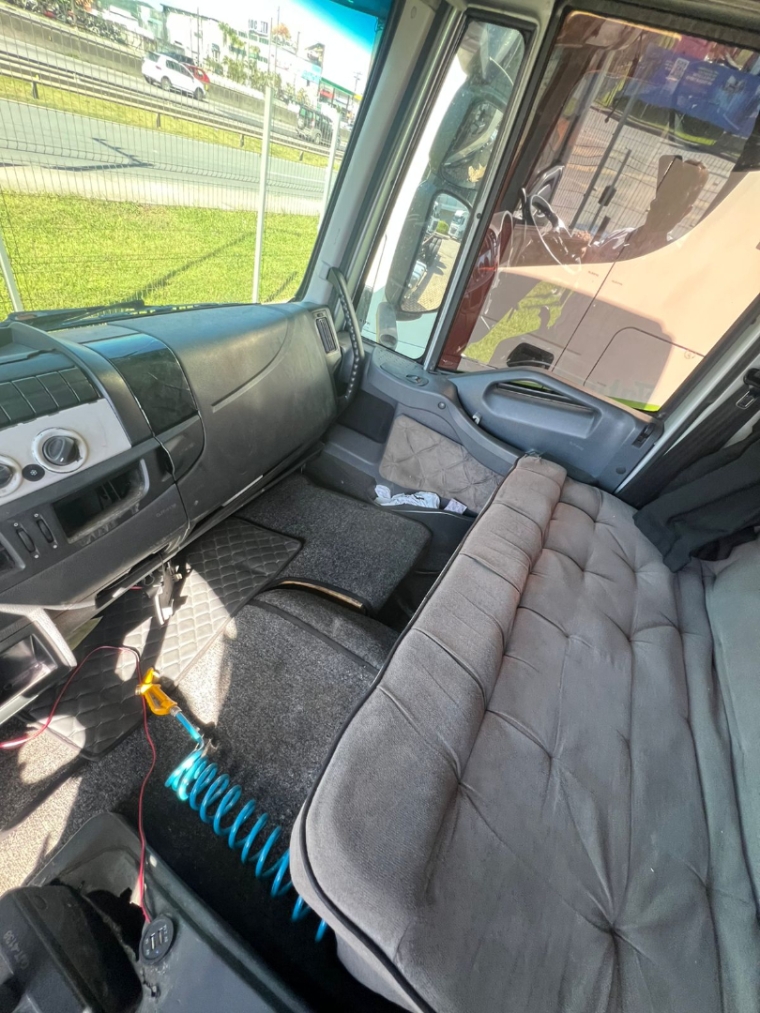 iveco tector 240e30sid diesel 2p automatico 201913