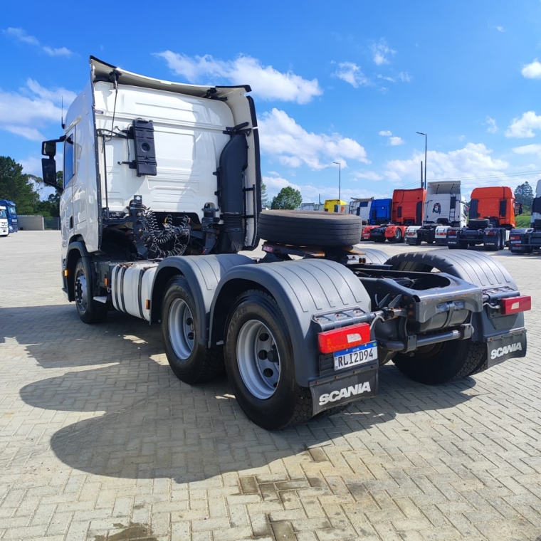 scania r 540 r540 a6x4 diesel 2p automatico 20217