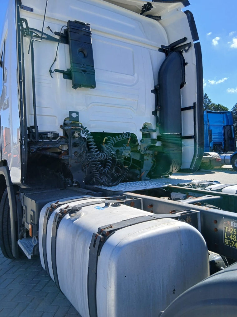 scania r 540 a 6x4 diesel 2p automatico 202113