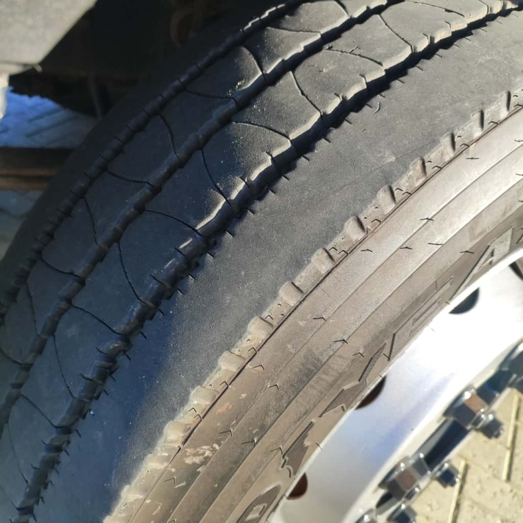 scania r 540 r540 a 6x4 diesel 2p automatico 20217